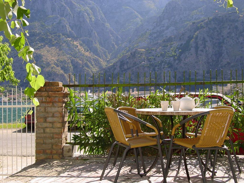 Apartment Mimosa Kotor Szoba fotó
